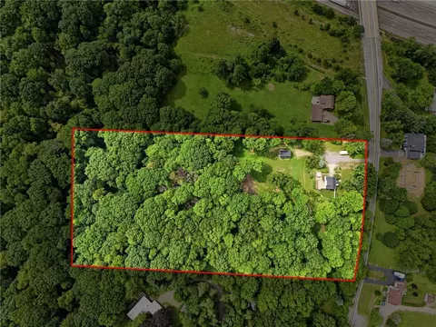 View/Area - 809 Franklin Rd, Mars, PA 16046 photo 3 of 5