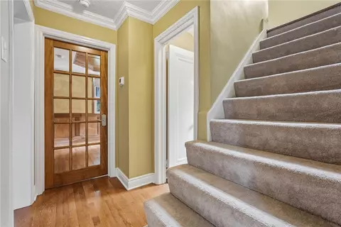 Entry Way - 809 Franklin Rd, Mars, PA 16046 photo 3 of 4