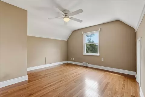 Bedroom - 809 Franklin Rd, Mars, PA 16046 photo 3 of 4