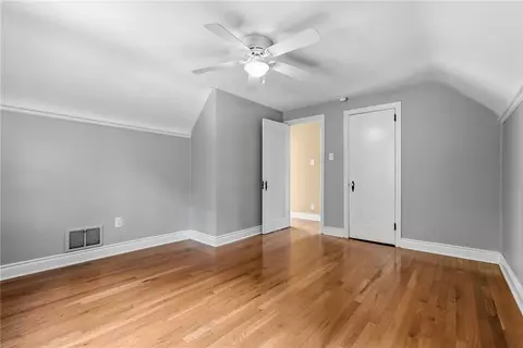 Bedroom - 809 Franklin Rd, Mars, PA 16046 photo 2 of 4