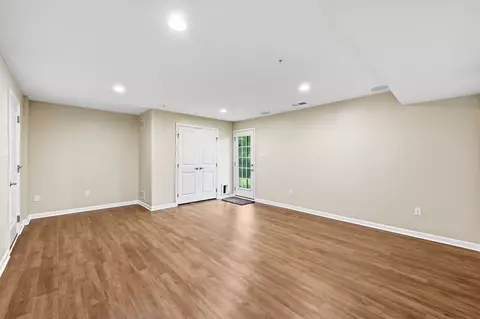 Living - 805 Pointe View Dr, Mars, PA 16046 photo 2 of 7