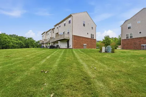 Exterior - 805 Pointe View Dr, Mars, PA 16046 photo 3 of 8