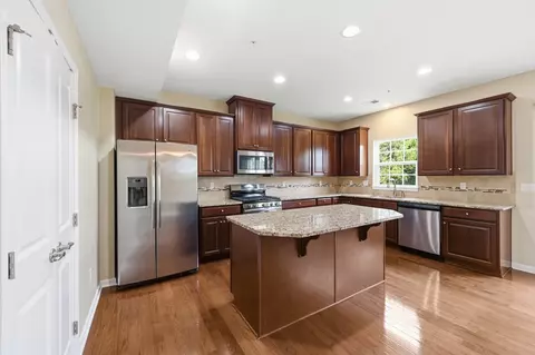 Kitchen - 805 Pointe View Dr, Mars, PA 16046 photo 4 of 4