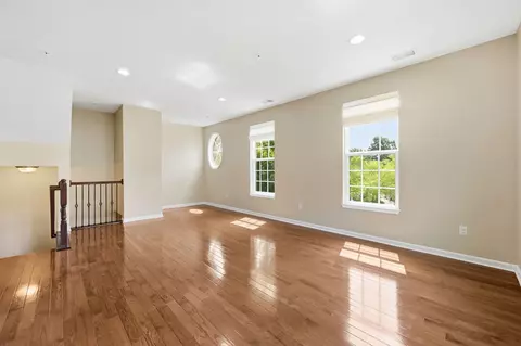 Living - 805 Pointe View Dr, Mars, PA 16046 photo 6 of 7