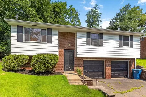 769 Hamil Rd, Verona, PA 15147