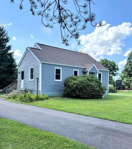 201 Fairway Ln, Butler, PA 16002