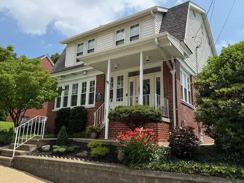 332 James St, Springdale, PA 15144