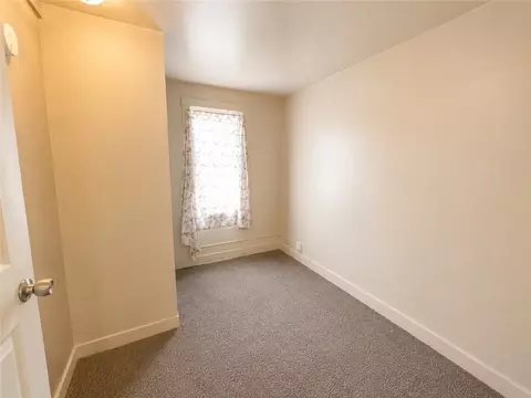 564 3rd St, Clairton, PA 15025 photo 16