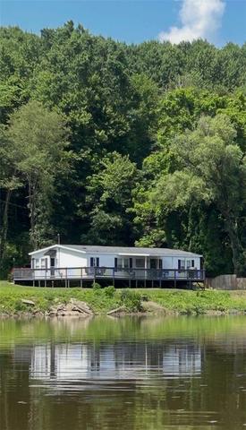 190 Rose Point Harlansburg Rd, New Castle, PA 16101