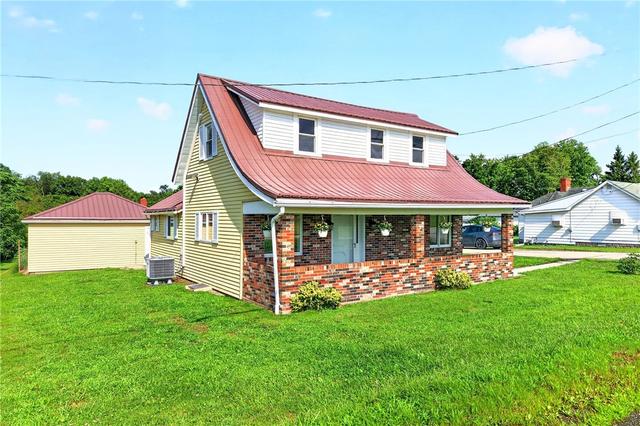 403 Perry Ave, Belle Vernon, PA 15012