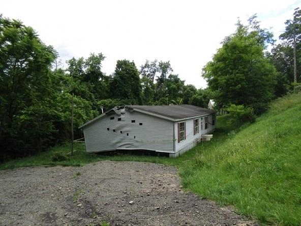 732 7th St, Marianna, PA 15345