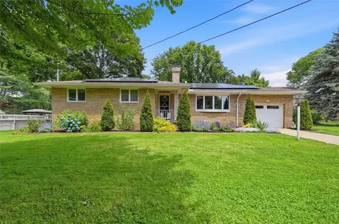 612 Lesnett Rd, Bridgeville, PA 15017