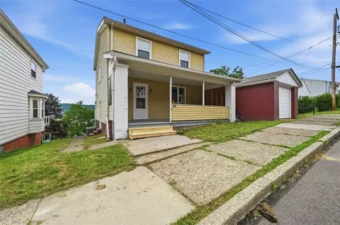921 Walnut St, Ambridge, PA 15003