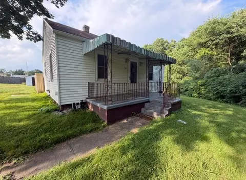 2788 Jack St, Aliquippa, PA 15001