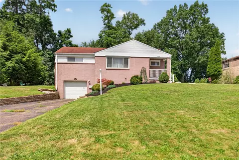 5568 Clark Ave, Bethel Park, PA 15102