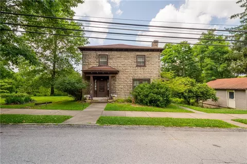 201 Dewey Ave, Washington, PA 15301