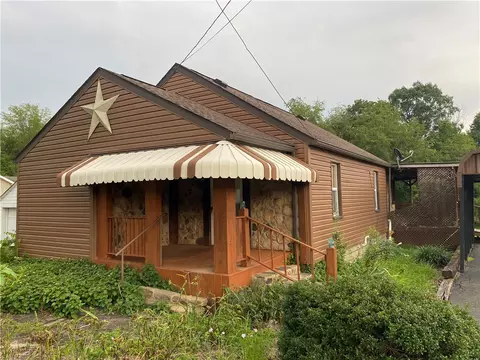 122 Hoy St, Rices Landing, PA 15357