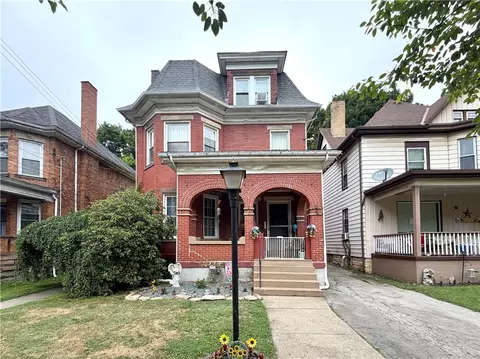 311 Boyles Ave, New Castle, PA 16101