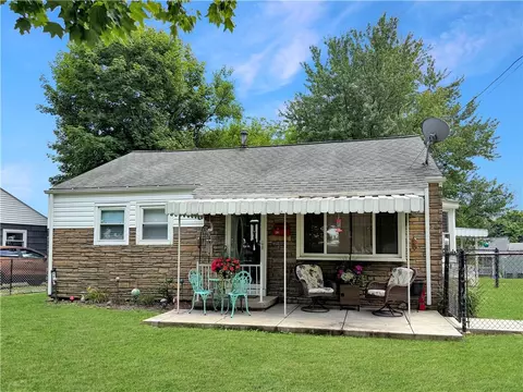 1219 Connecticut St, Aliquippa, PA 15001