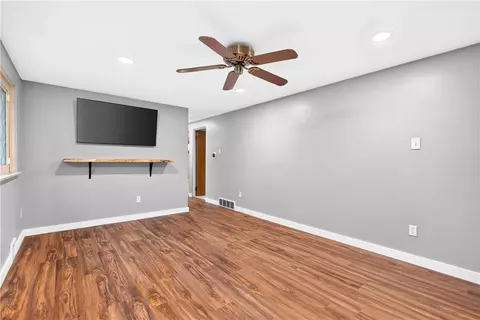 Living - 12 Corbett Ave, Irwin, PA 15642 photo 3 of 3