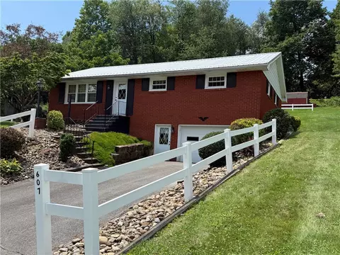 607 Ridge Ave, Marion Center, PA 15759
