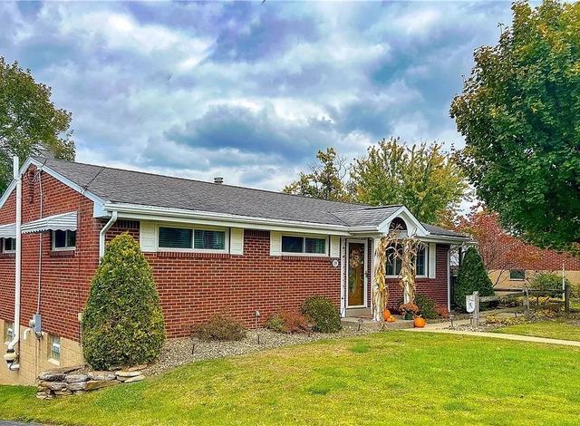 139 Delaware Dr, Butler, PA 16001