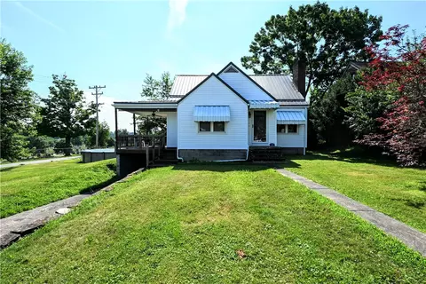 120 Reed Ave, Belle Vernon, PA 15012