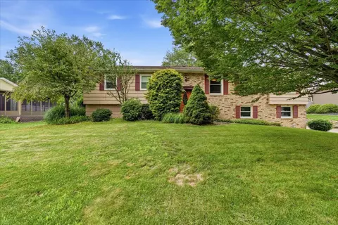 141 Heather Dr, Butler, PA 16001
