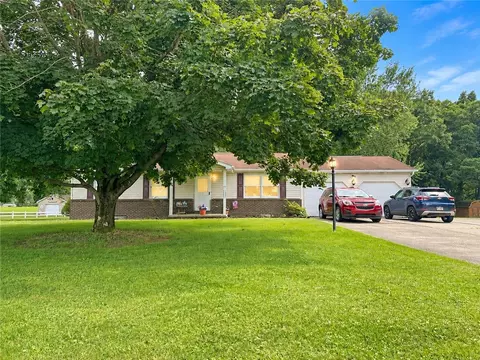 104 Tracy Ln, Butler, PA 16001
