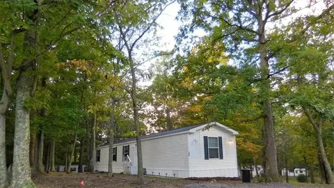 12 Via Naples, Smock, PA 15480