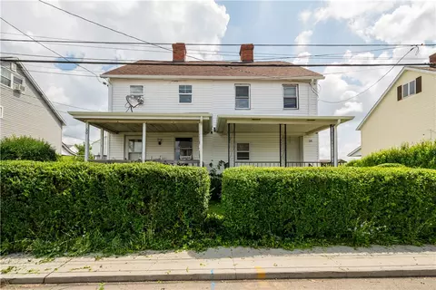 58-60 Lincoln St, Cokeburg, PA 15324