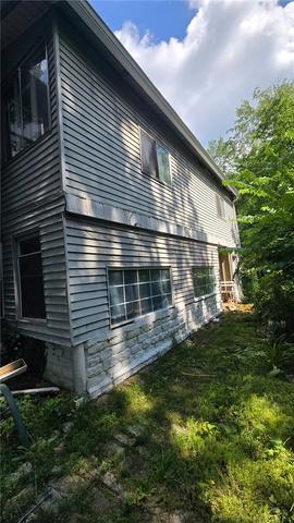 354 Cliff Mine Rd, Coraopolis, PA 15108