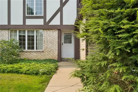 1772 Foxcroft Ln # 105, Allison Park, PA 15101