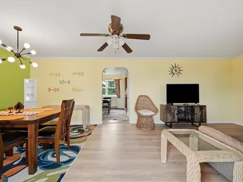 110 Crest Dr, Monaca, PA 15061 photo 6