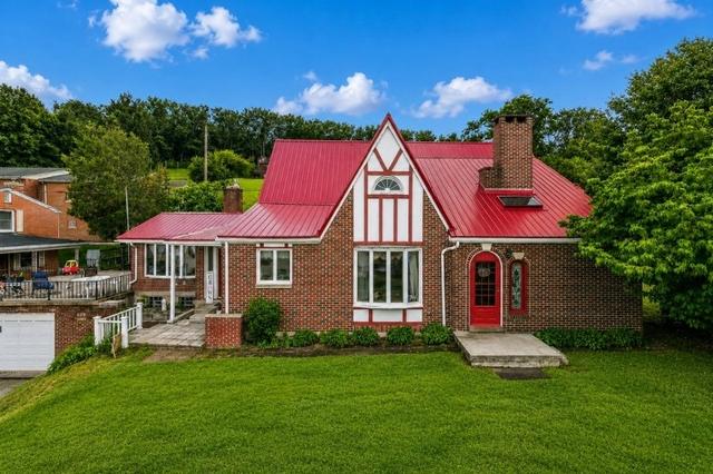 423 Huntingdon Rd, Yukon, PA 15698