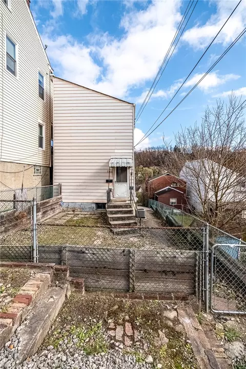 516 Mary St, Pittsburgh, PA 15209