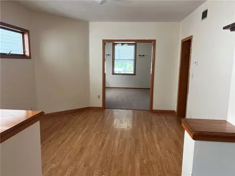 Living - 121 Hamilton Ave, Vandergrift, PA 15690 photo 3 of 3