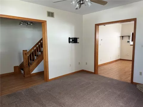 Living - 121 Hamilton Ave, Vandergrift, PA 15690 photo 1 of 3