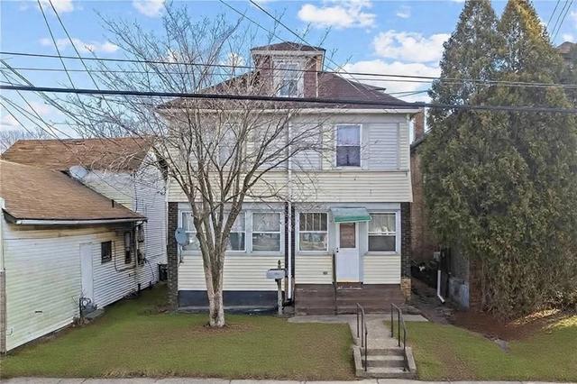 2208 Duss Ave, Ambridge, PA 15003