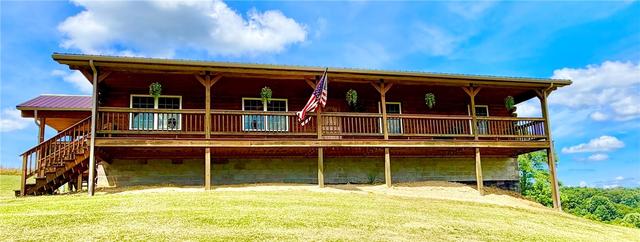 314 Denney Rd, Uniontown, PA 15401