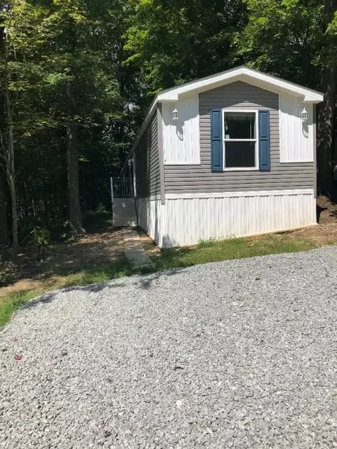 10 Via Milano, Smock, PA 15480