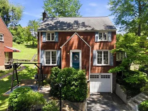 295 Barclay Ave, Pittsburgh, PA 15221