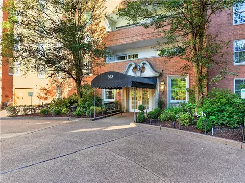 302 Fox Chapel Rd #307, Fox Chapel, PA 15238