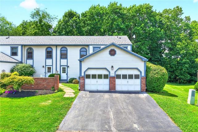 1142 Valleyview Dr, Lawrence, PA 15055