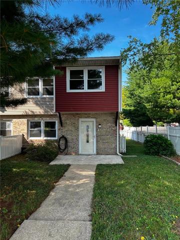 138 Buchannan St, Chambersburg, PA 17201