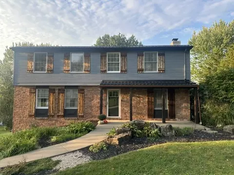 11 Holyoke Dr, Greensburg, PA 15601
