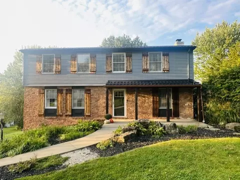 11 Holyoke Dr, Greensburg, PA 15601