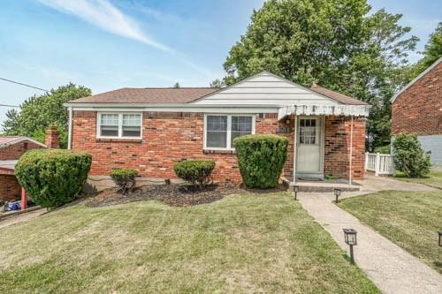 1608 Blossom Hl, Pittsburgh, PA 15234