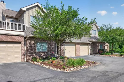 9106 Sundance Dr, Bridgeville, PA 15017