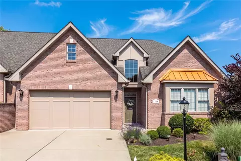 1714 Waterleaf Dr, Sewickley, PA 15143